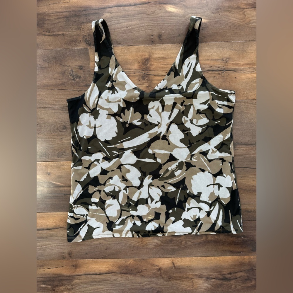 Chico’s Tank Top 1 M Floral Camo Print Stretch Layering Tank Fall Neutrals